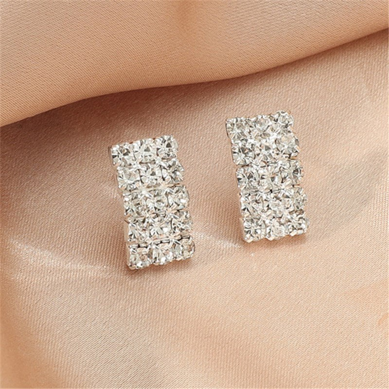 Women's Luxury Shiny Diamond Square Elegant Claw Earrings