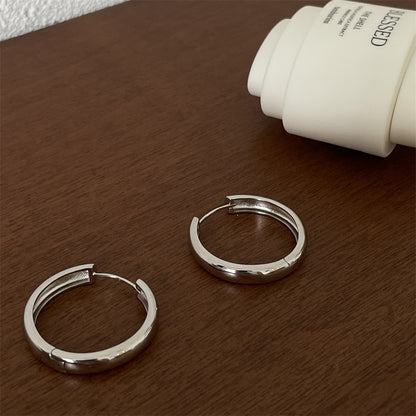 Simple Elegant Circle Ear Clip High-grade Cold Female Sier Earrings