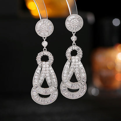 Design Sense Bends Hitches Light Luxury Long Wedding Earrings