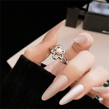 Women's Butterfly Flower Open Design Retro Fashion Rings