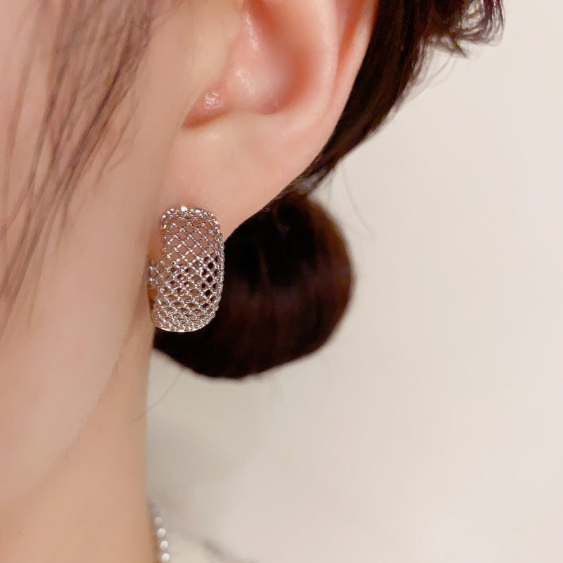 Fashion Design Simple Metal Hollow Ear Earrings