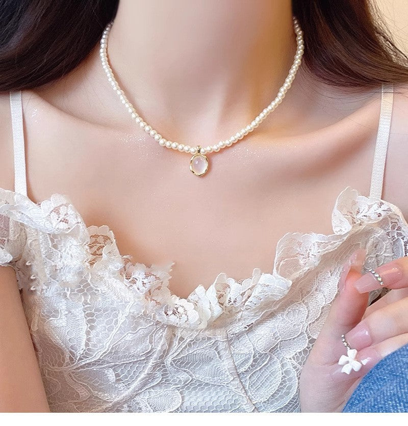 Women's Pearl Clavicle Chain Light Luxury Minority Necklaces