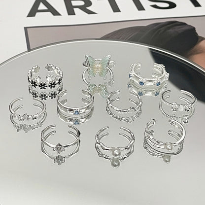 White Bow Geometric Open Female Personality Rings