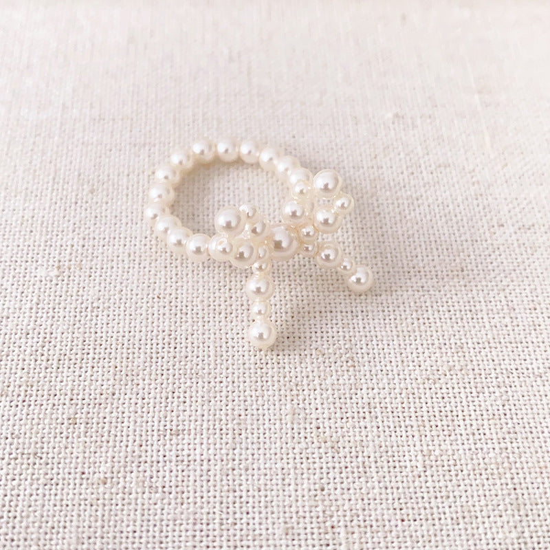 Simple Fashion Imitation Pearl Woven Bow Earrings