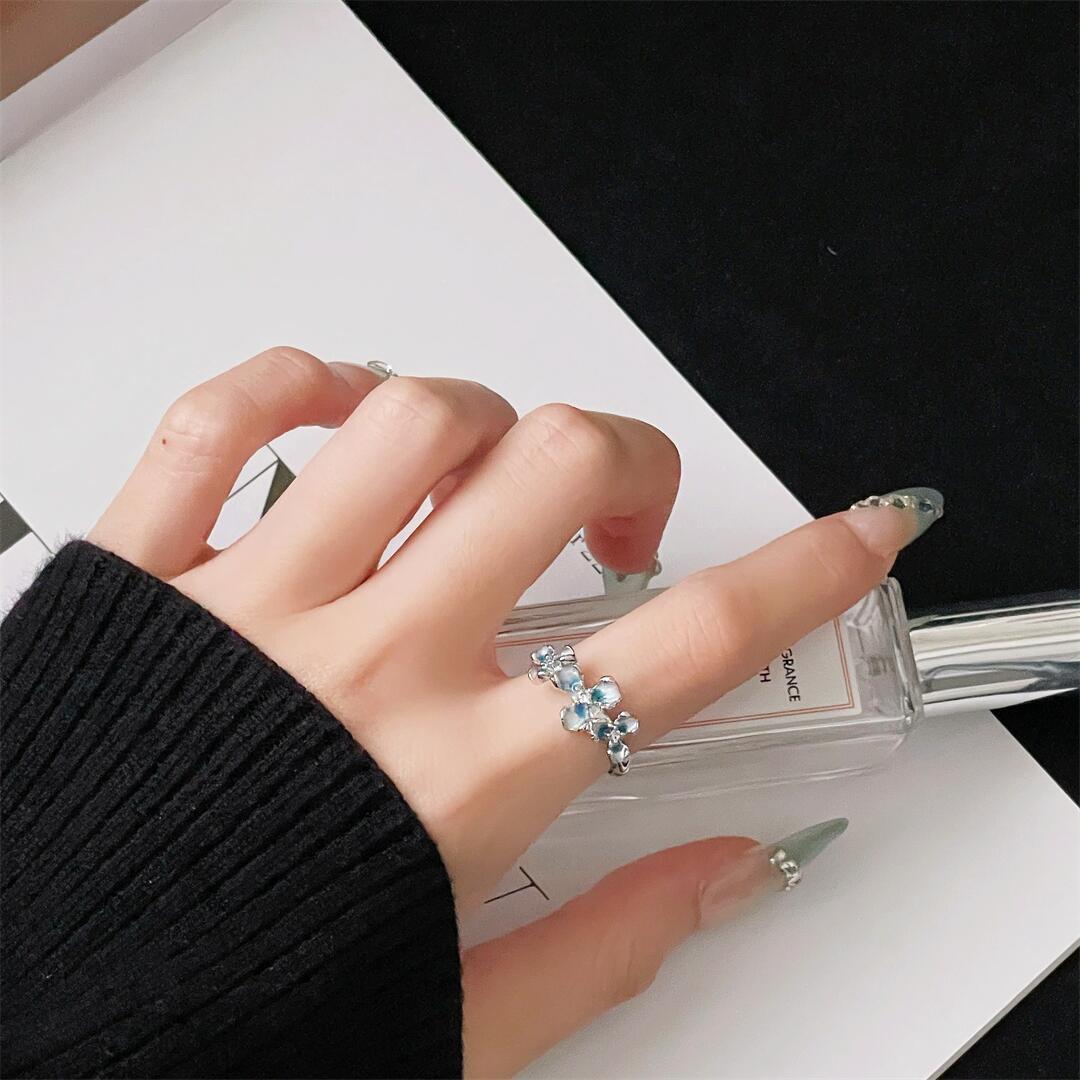 Women's Fresh Butterfly Exquisite Open Enamel Ice Rings
