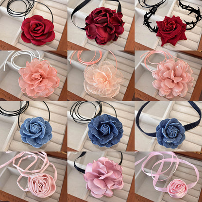 Women's Flower Collar Light Luxury Minority Neck Accessories Sweet Cool Necklaces