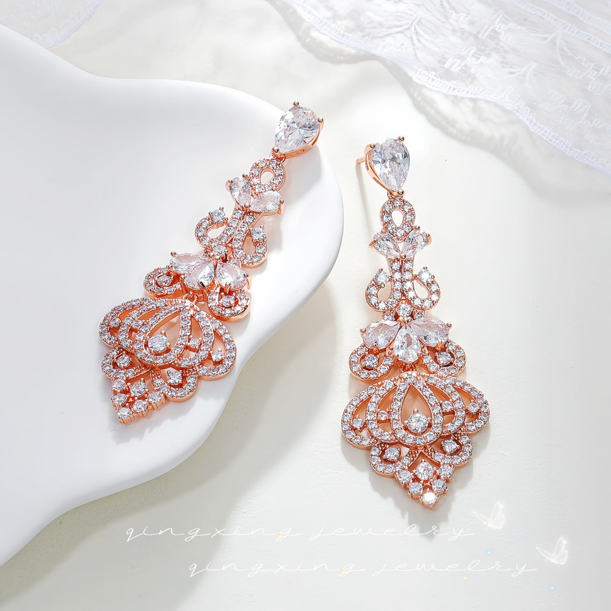 High-grade Long Luxury Over Inlaid Zircon Earrings