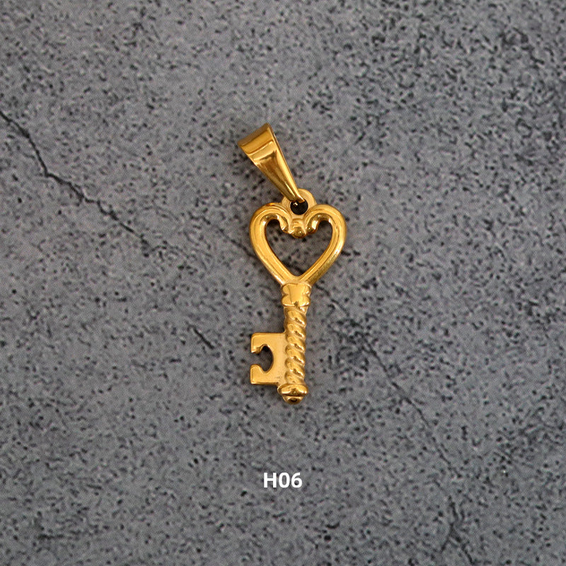 Titanium Steel Vintage Peach Heart Key Pendants