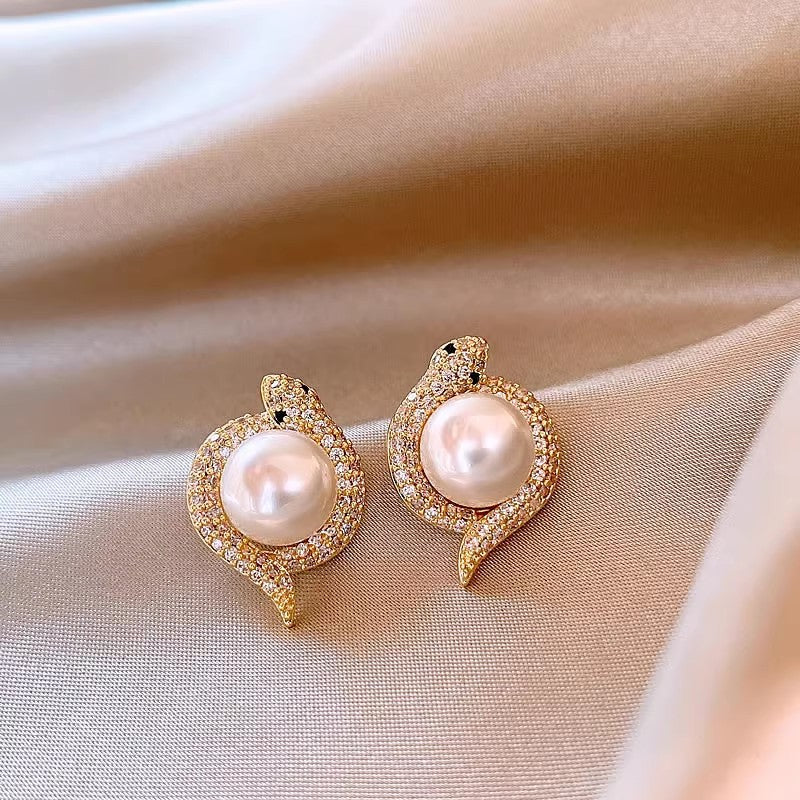 Simulated Snakes Pearl Niche Unique Light Earrings