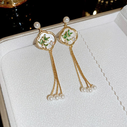 Women's Flower Gourd Pearl Tassel Niche Retro Ear Hook Light Earrings