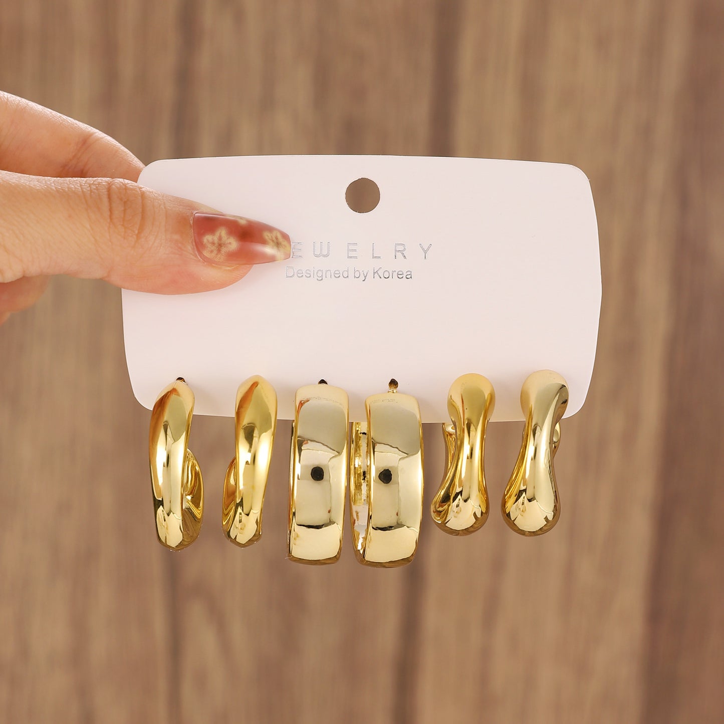 Women's Exaggerated Shaped Suit Personalized Gold Sier Earrings