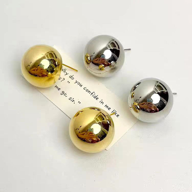 Scenery Surface Ball Ear Fashion Commuter Rings