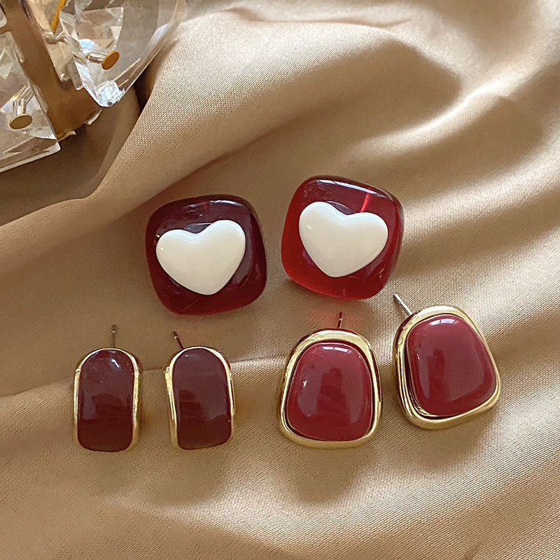 Women's Red Retro Style Light Luxury High-grade Earrings