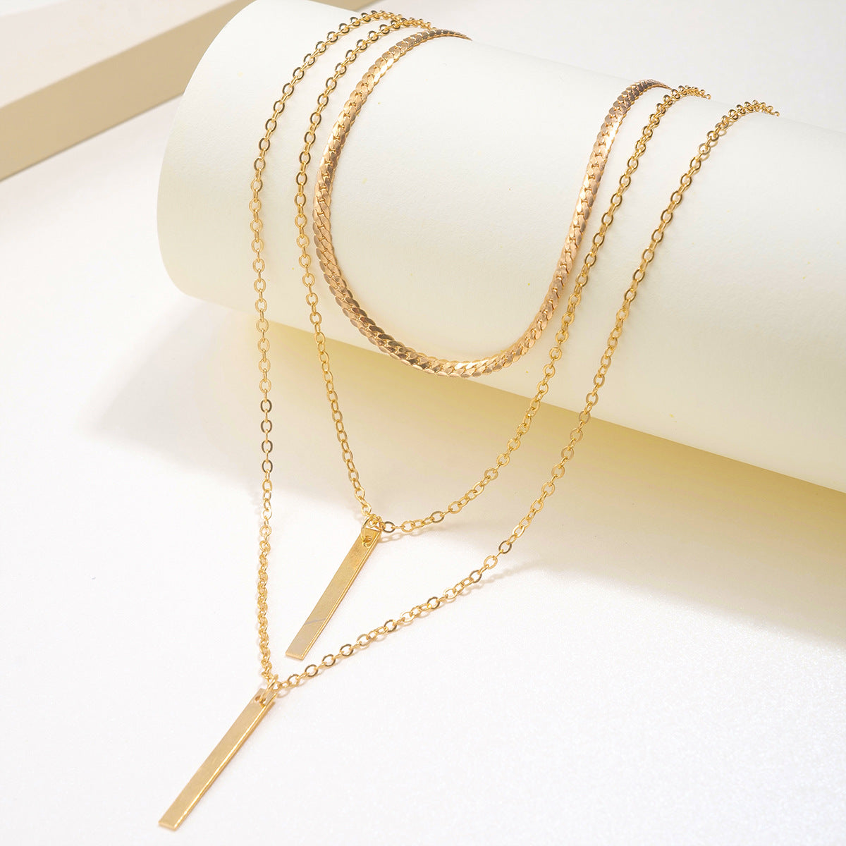 Women's Retro Affordable Luxury Niche Chain Set Simple Necklaces