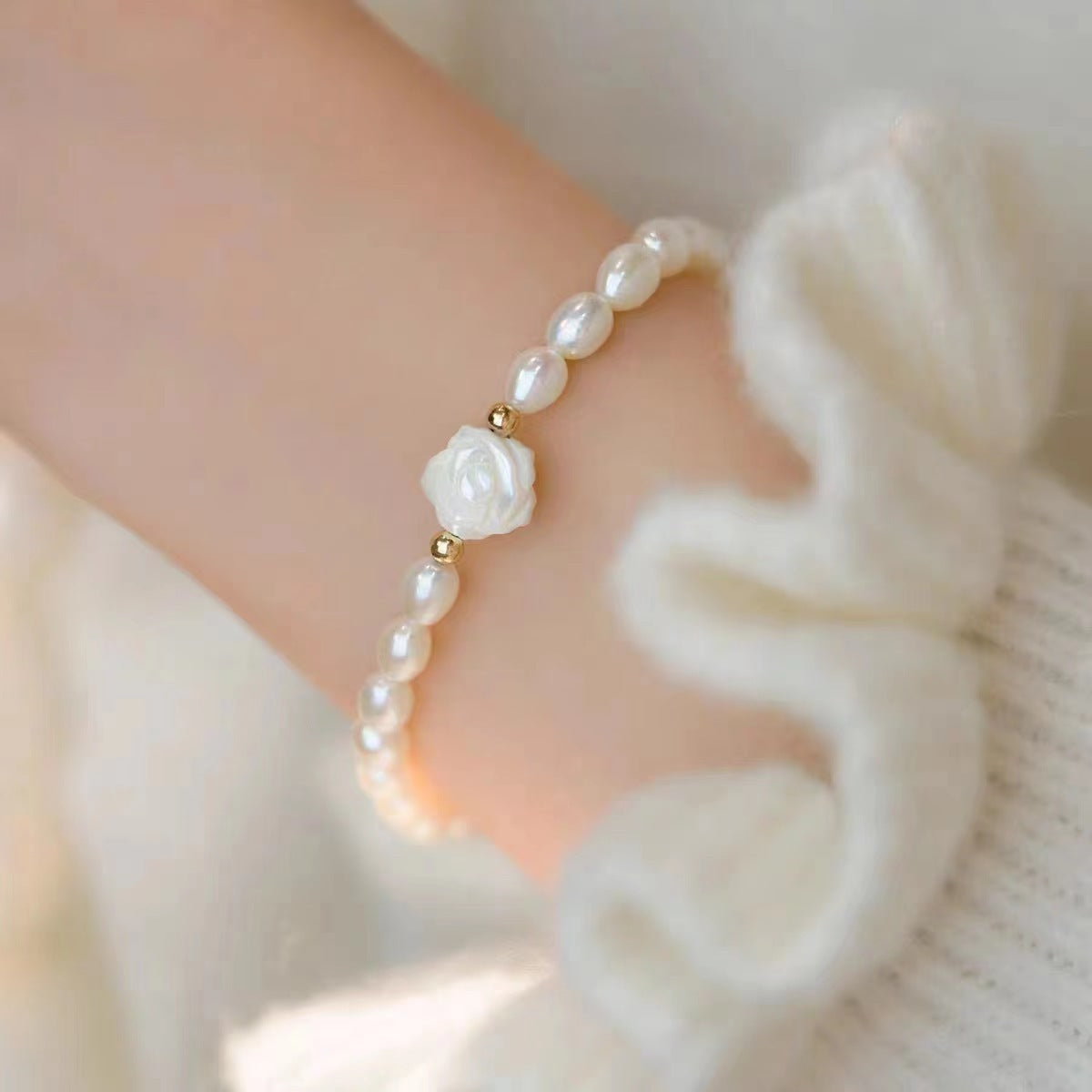 Women's Niche Sweet Style Begonia Design Versatile Light Bracelets