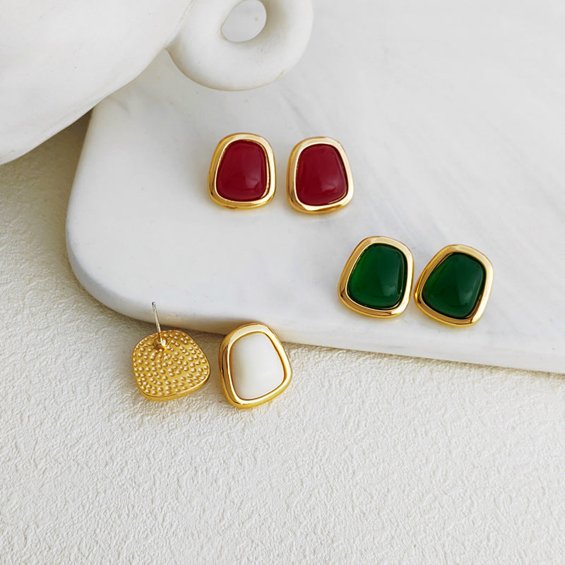 Gold-plated Sier Needle Retro Style Resin Earrings