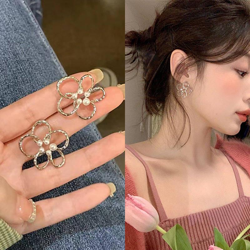 Asymmetric Rabbit Flower Mori Creative Design Earrings