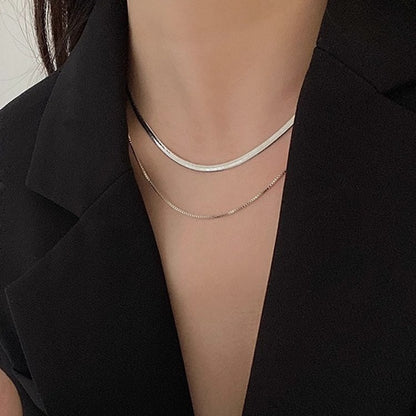 Style Fashion Snake Bone Short Female Personality Twin Choker Necklaces