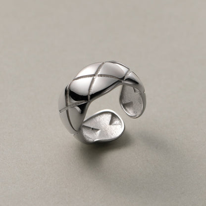 Diamond Plaid Twist Graceful Open Sense Rings