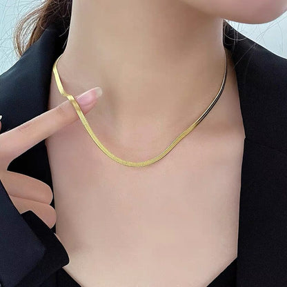 Women's Sier Flat Snake Bones Chain Cold Necklaces