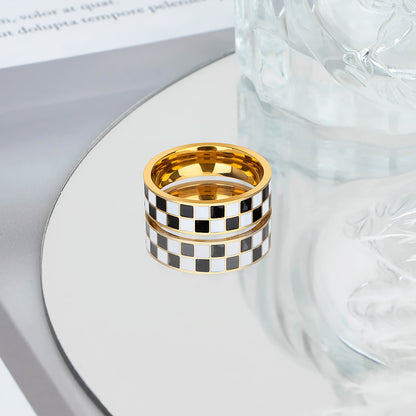 Classic Black White Checkered Female Niche Rings