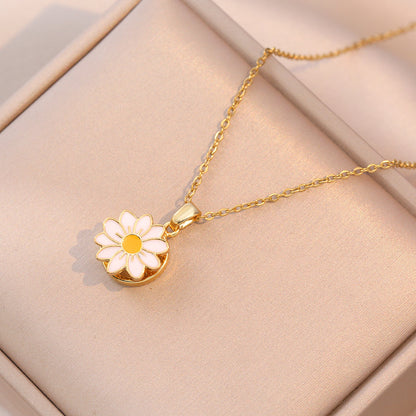 Women's Rotatable Fresh Dripping Oil Simple Flowers Personality Necklaces