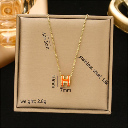 Women's Steel Ornament Design High-grade Light Luxury Necklaces