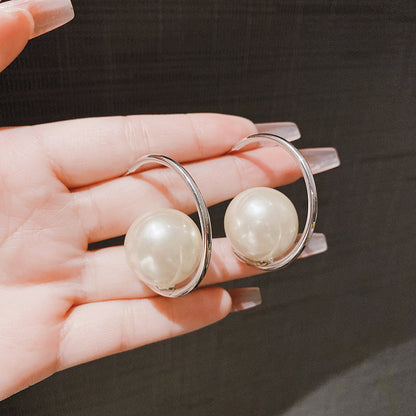 Style Retro Elegant Large Pearl Female Sier Needle High-grade Earrings