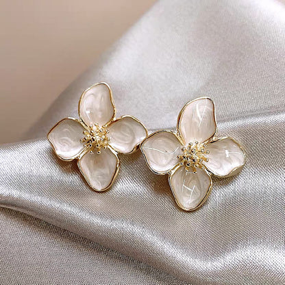 Affordable Luxury Fashion High-grade Small Fresh Flower Earrings