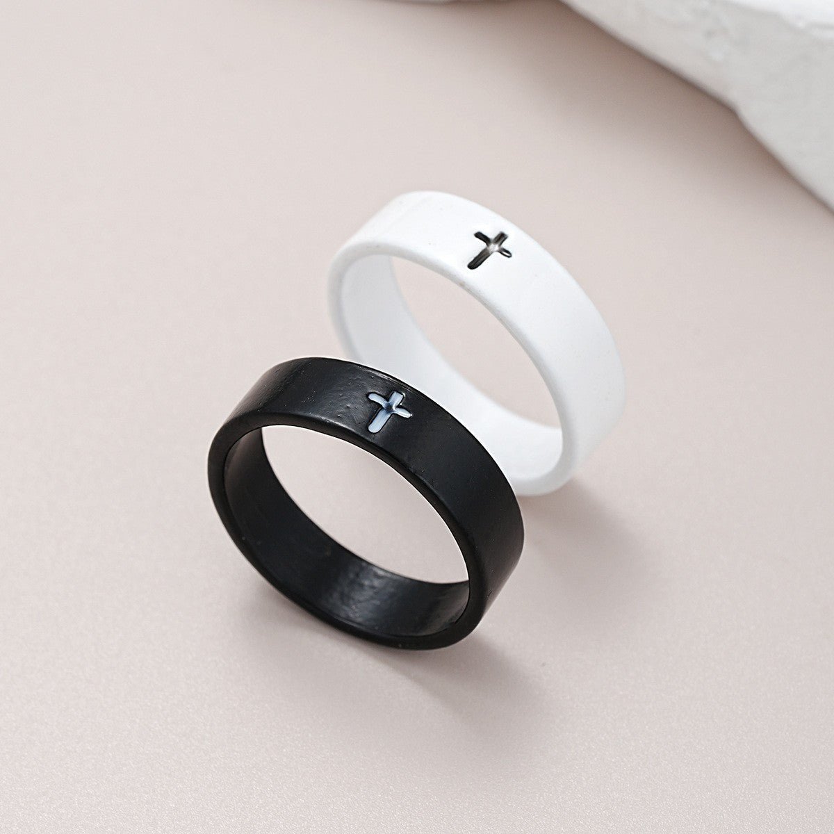 Women's Girlfriends Cute Contrast Color Black White Rings