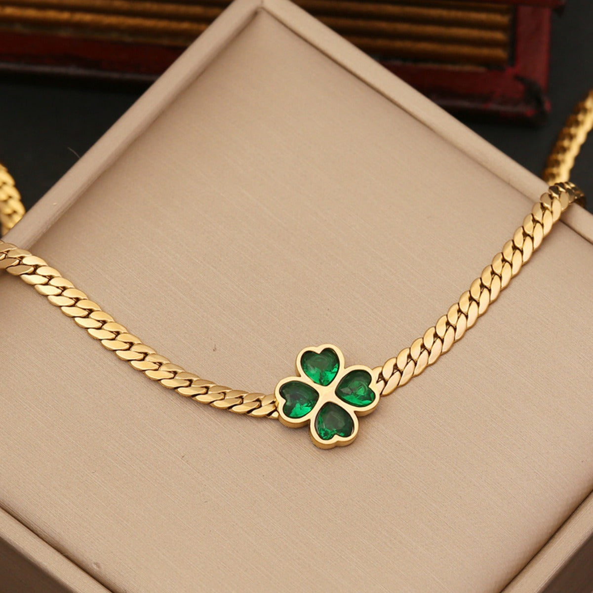 Zircon Stitching Titanium Steel High-grade Niche Necklaces