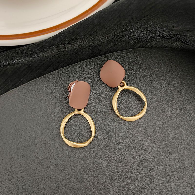 Women's Retro Coffee Color Metal Niche Design Earrings