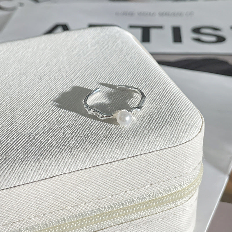 White Bow Geometric Open Female Personality Rings