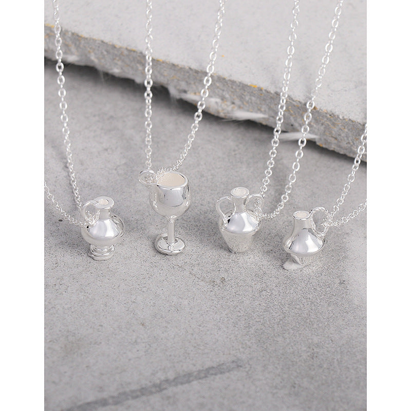 Women's Special Interest Light Luxury Design Sense Wine Necklaces