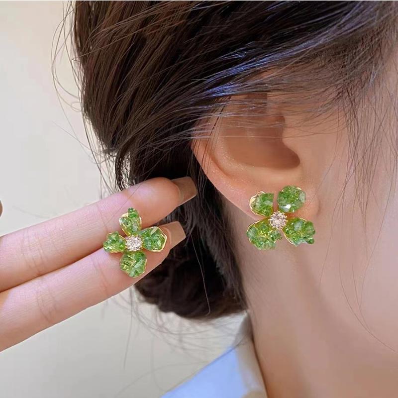 Affordable Luxury Fashion High-grade Small Fresh Flower Earrings