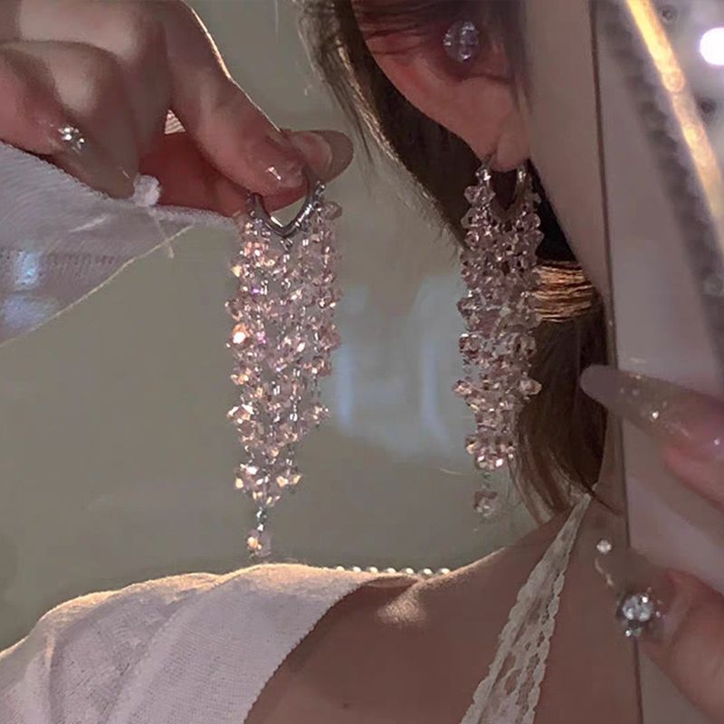 Women's Long Full Rhinestone Tassel Fashion Elegant Earrings