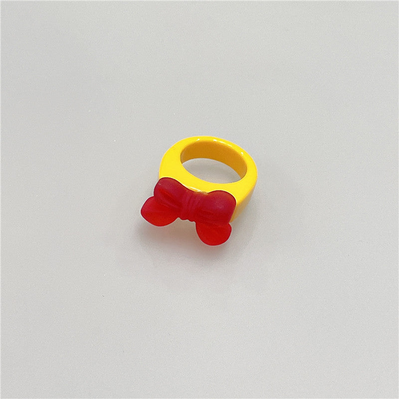 Fashionable Blooming Bow Checkerboard Resin Style Rings