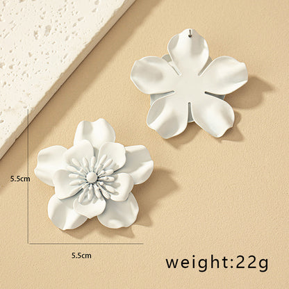 Women's Korean Elegant Fashionable Fresh Flower Temperament Earrings