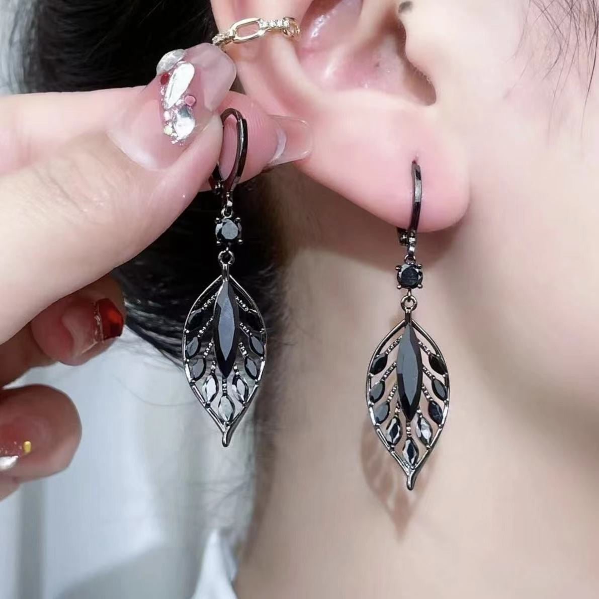Ear Clip Light Luxury Advanced Fashionable Earrings