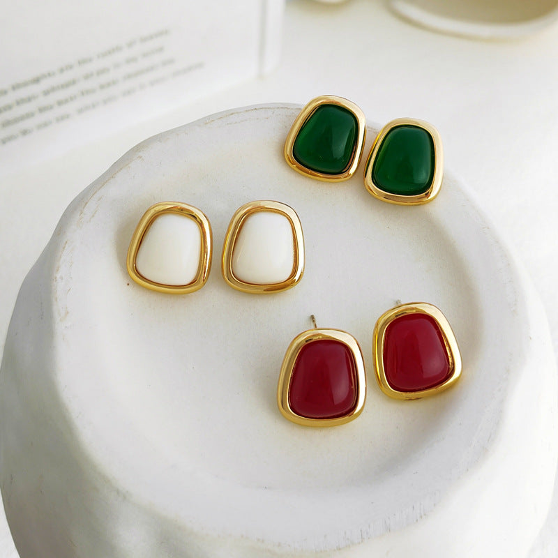 Gold-plated Sier Needle Retro Style Resin Earrings