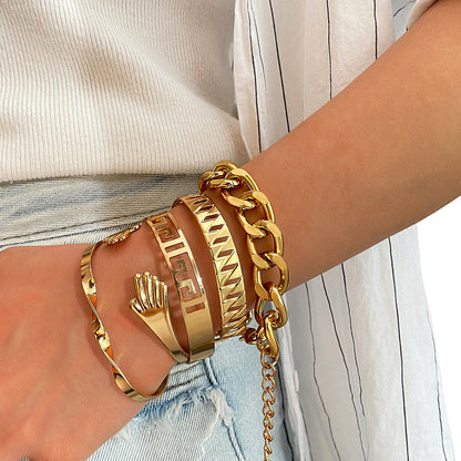 Fashion Gold Chain Hip Hop Hollow Heart Bracelets