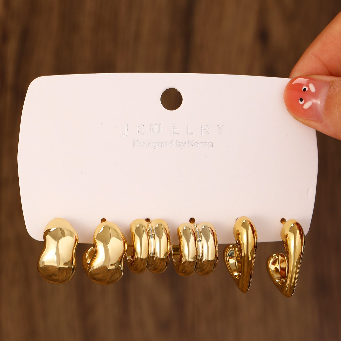 Women's Exaggerated Shaped Suit Personalized Gold Sier Earrings