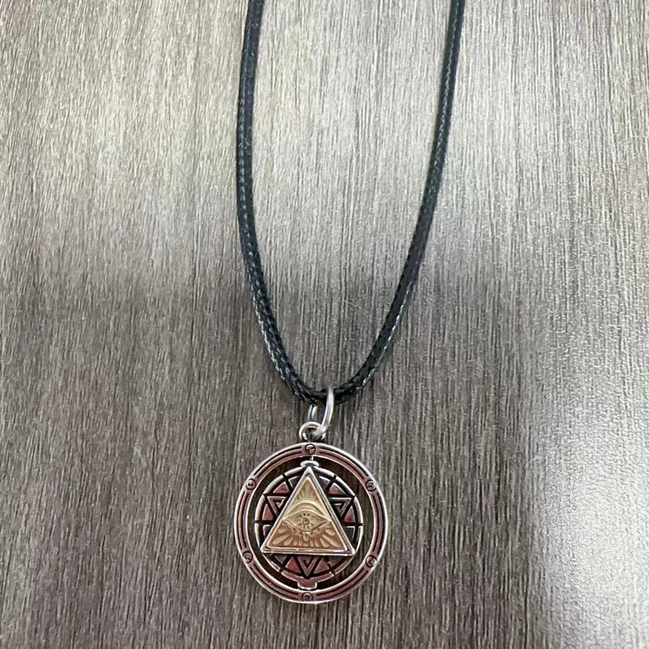 Men's Eye Of God Horus Trendy Punk Rotatable Personality Necklaces