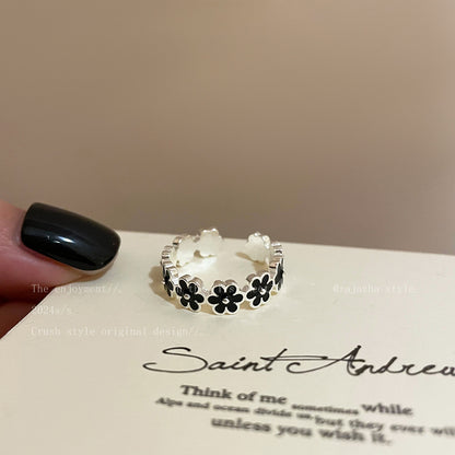 Women's Small Pearl Flowers Open Retro Temperament Rings