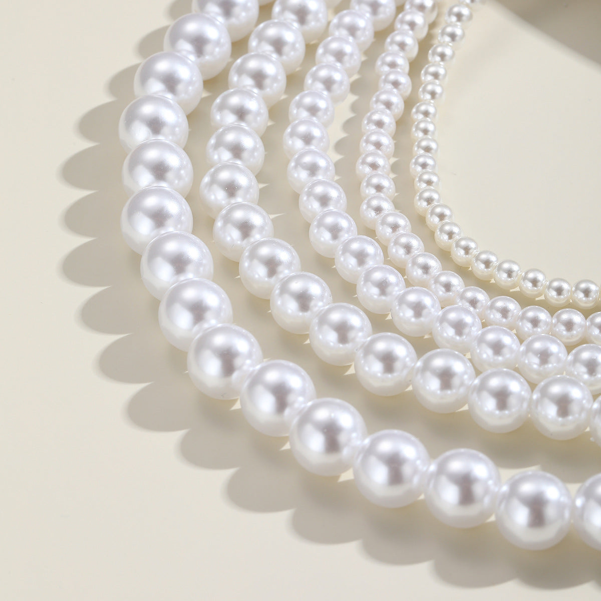 Women's Comfortable Simple Pearl Pieces Suit Necklaces