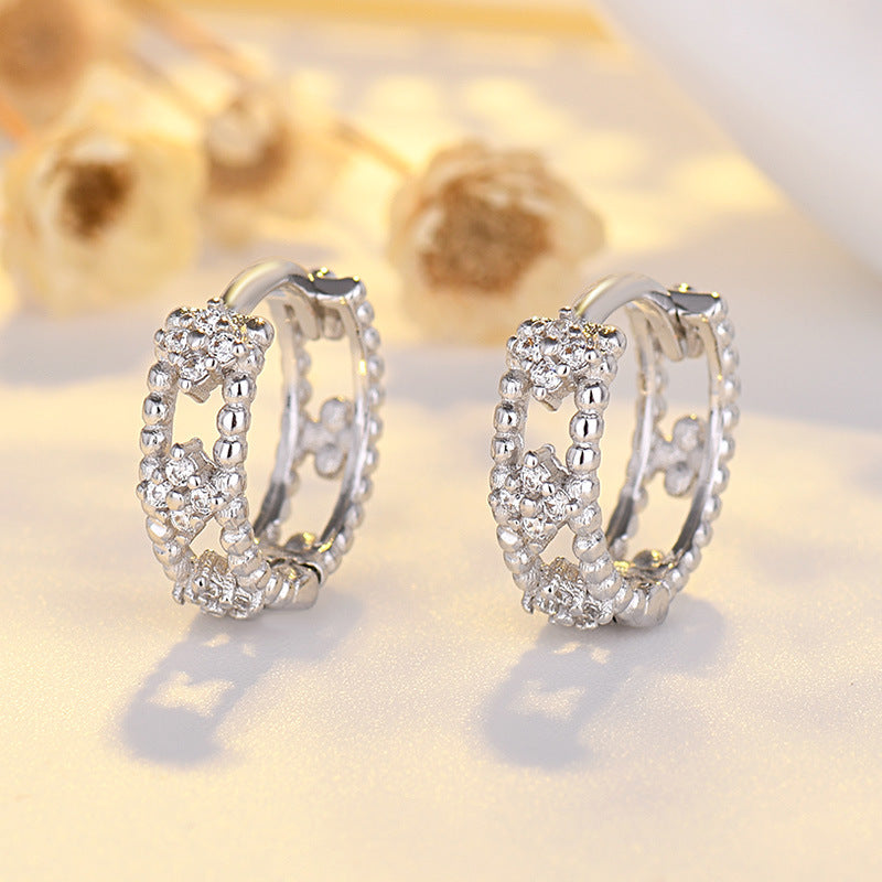 Small Ear Fashion Dignified Flowers Diamond Earrings