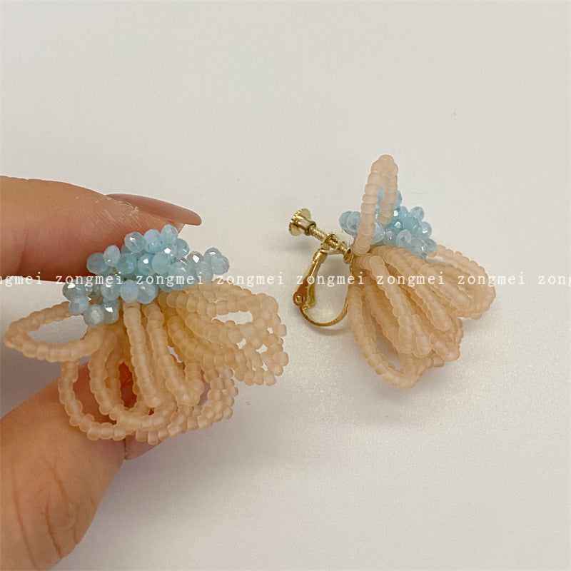 Contrast Color Beaded Ear Clip Flower Earrings