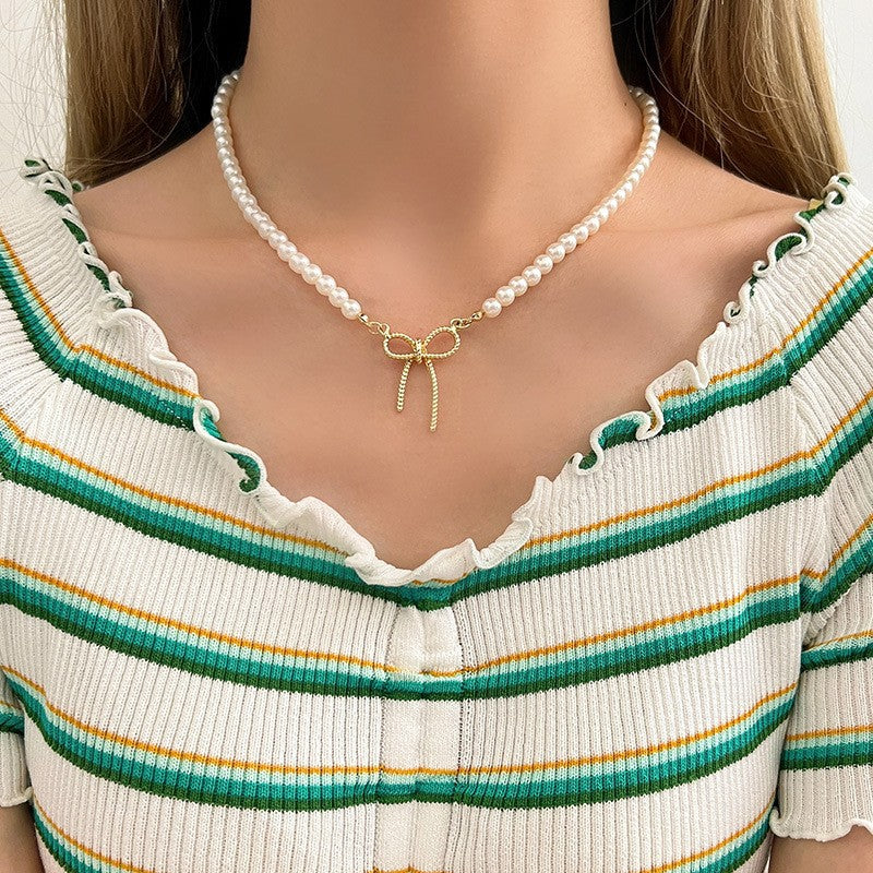 Women's Elegance French Classic Style Clavicle Chain Necklaces