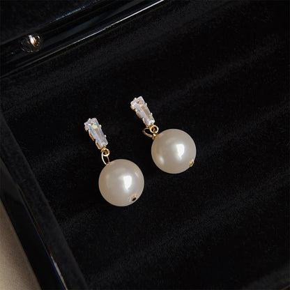 Women's Cold Feeling Quality Pearl Light Luxury Earrings