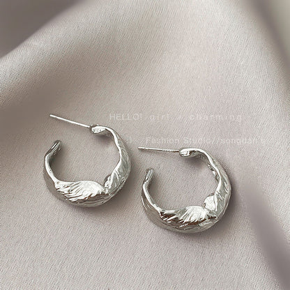 Frosty Style High-grade Temperament Female Design Earrings